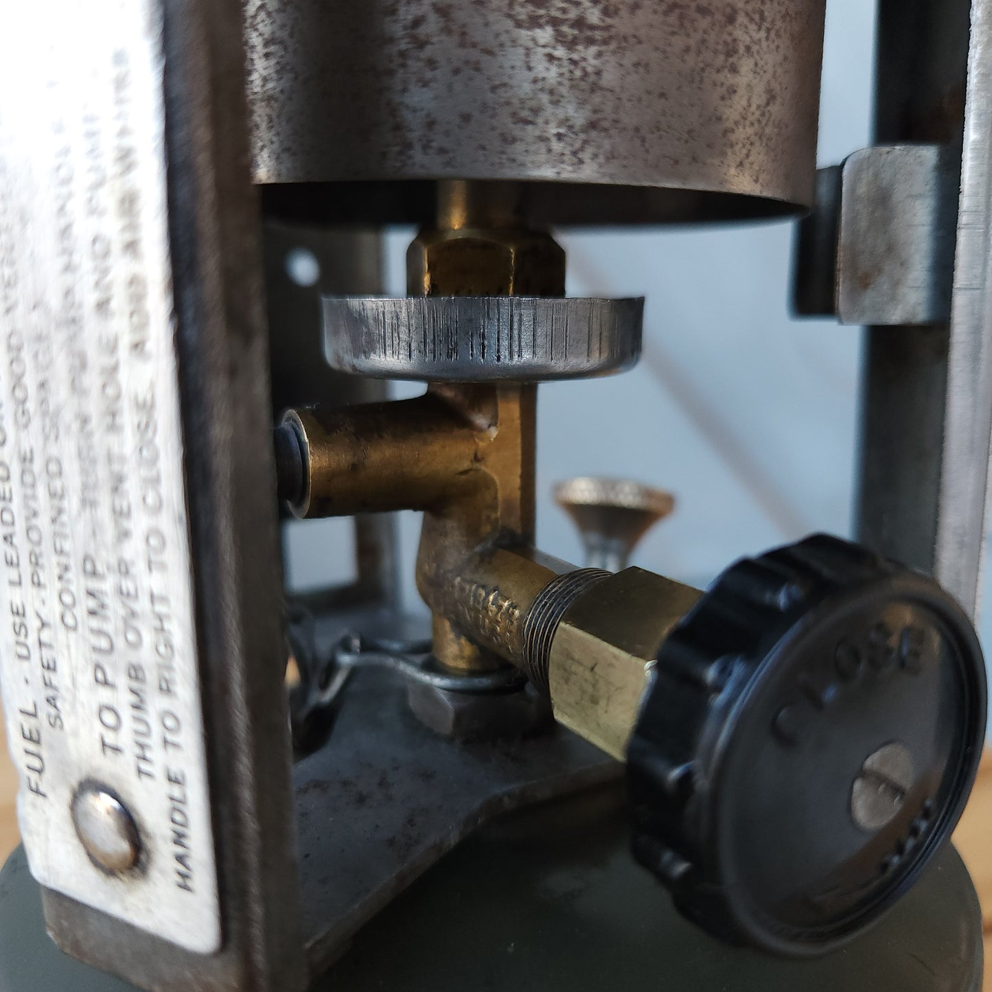 【VINTAGE】Coleman Model 520 "GI Pocket Stove" 1949
