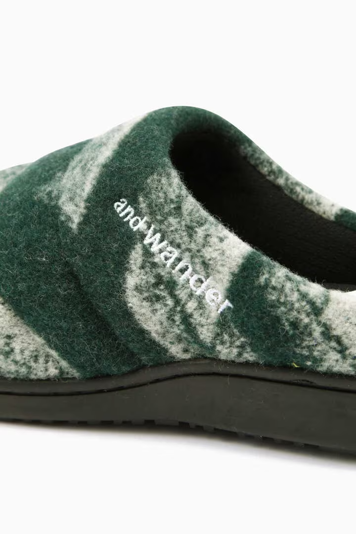 【and wander】SUBU × and wander mountain camo wool permanent sandal 30%OFF