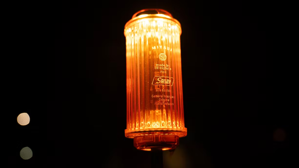 サンゾー工務店】38灯 The Force Amber – CROSS ORANGE