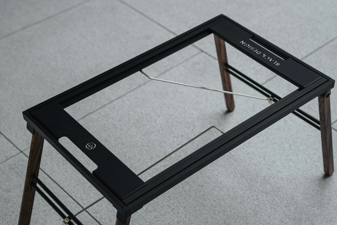 BLACK DESIGN Monotospace