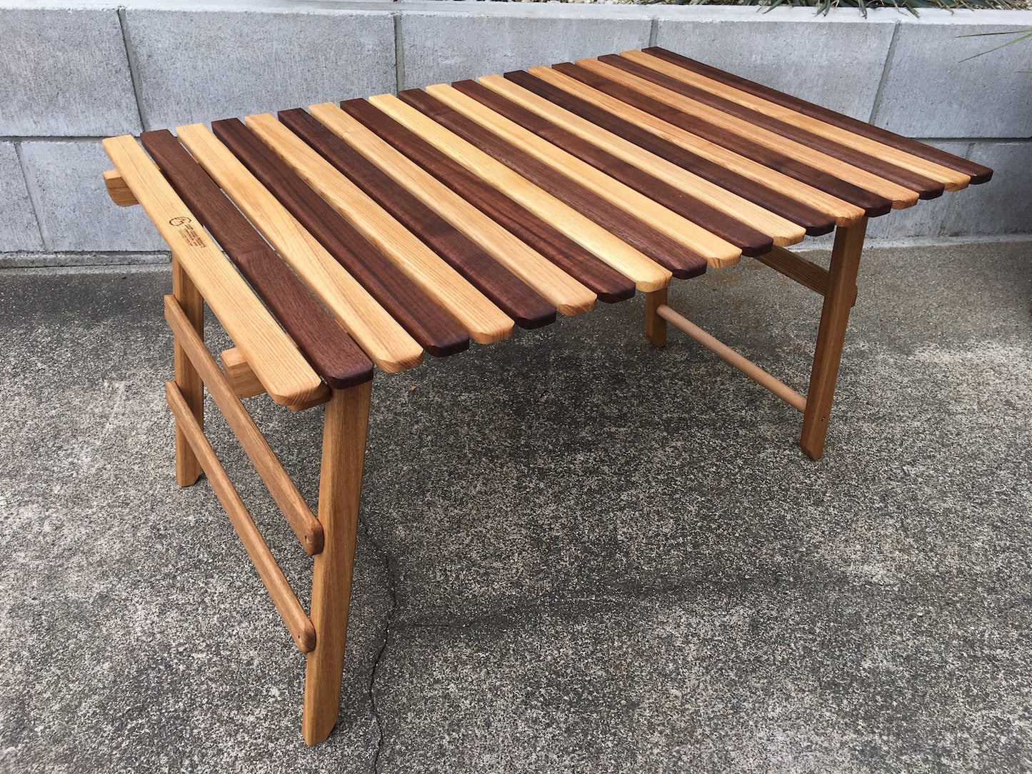 【CAMP★MANIA PRODUCTS】 COMPACT MID TABLE(L) walnut mix