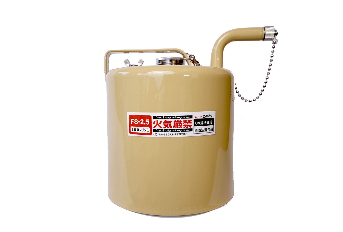 【CAMP★MANIA PRODUCTS】 RED CAMEL 2.5L ガソリン携行缶 30%OFF
