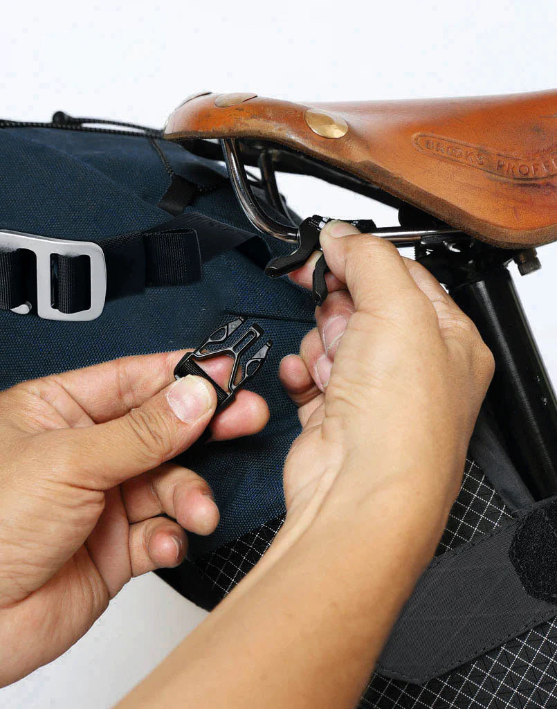 【PAPERSKY】Bike 'n Hike POST BAG