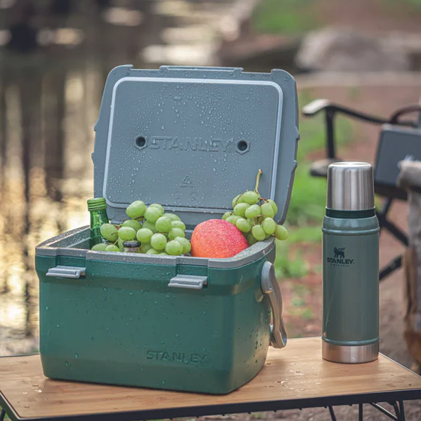 【STANLEY】 クラシック真空ボトル 0.75Ｌ