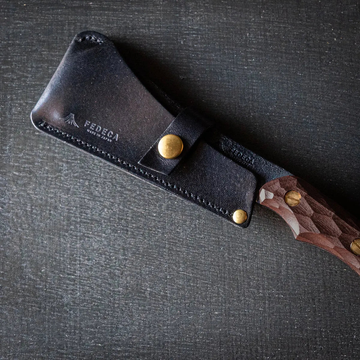 【FEDECA】 鍛造バトニング鉈 名栗ブラック