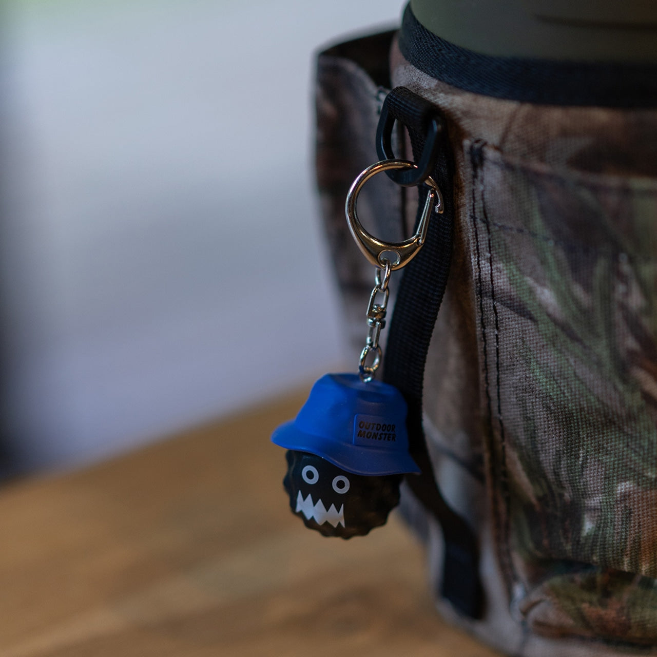 【OUTDOOR MONSTER】マスコットキーホルダー