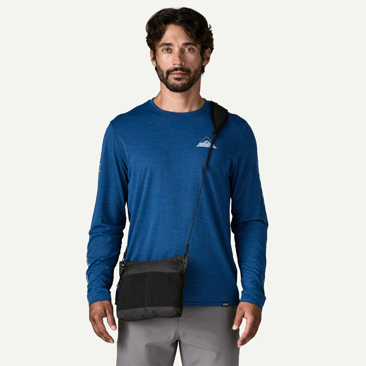 【patagonia】テラヴィア・サコッシュ 3L