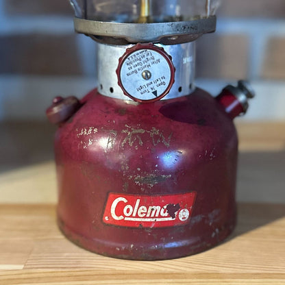 【VINTAGE】Coleman 200A バーガンディ 1961年10月製造