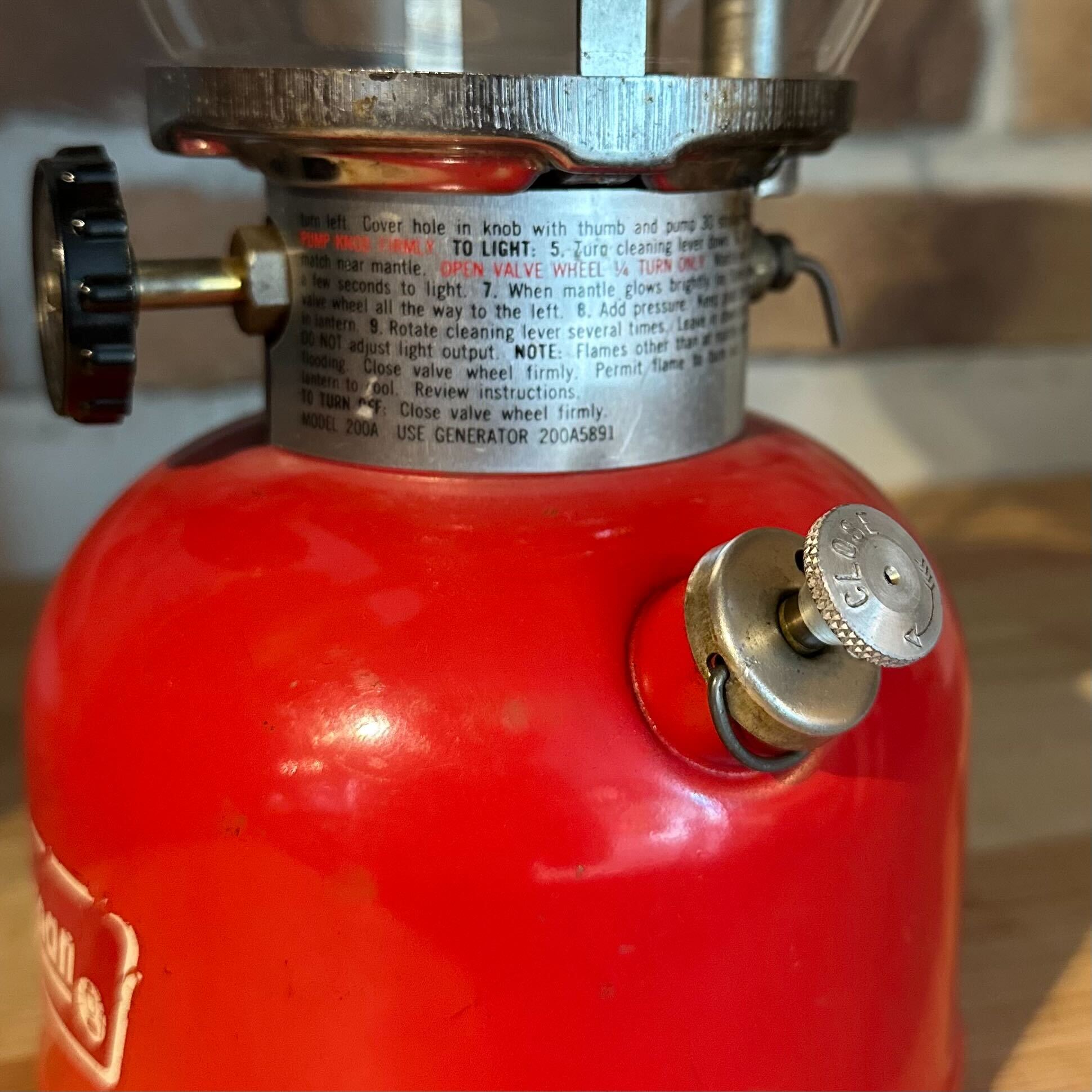 VINTAGE】Coleman 200A 1979年5月製 – CROSS ORANGE