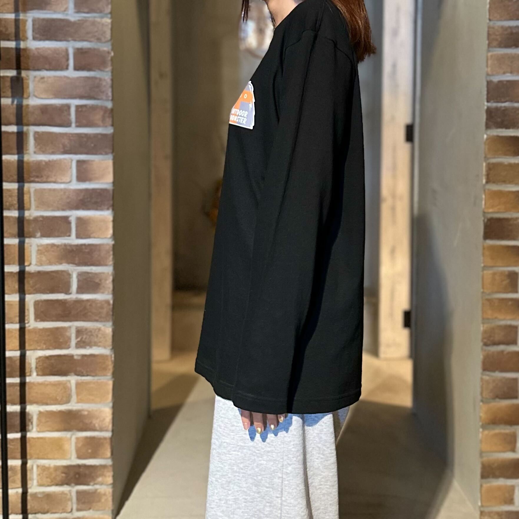 【CROSS ORANGE】アウトドアモンスター オリジナル ロングスリーブTシャツ（ブラック）