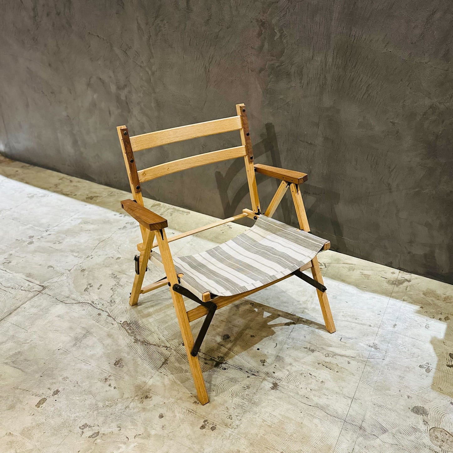 【OUTSIDE IN】Chibi Chair（チビチェア） ※40％OFF