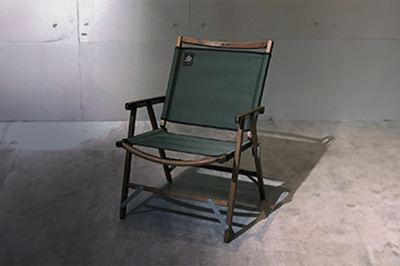 BLACK DESIGN ウッドチェア ロー | CROSS ORANGE